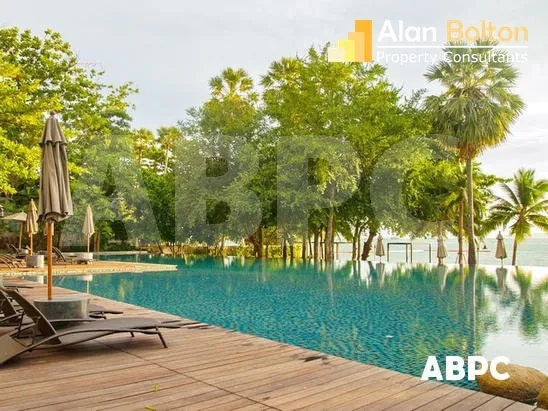 1 Bed 1 Bath in Wong Amat CR4701