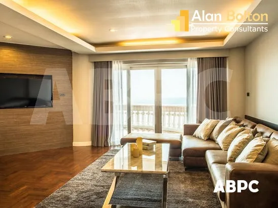 3 Bed 2 Bath in Wong Amat CR4784 photo 3