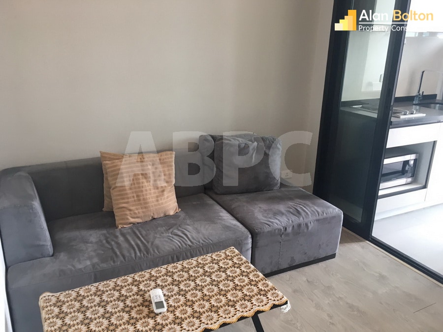 1 Bed 1 Bath Condo in Central Pattaya photo 3