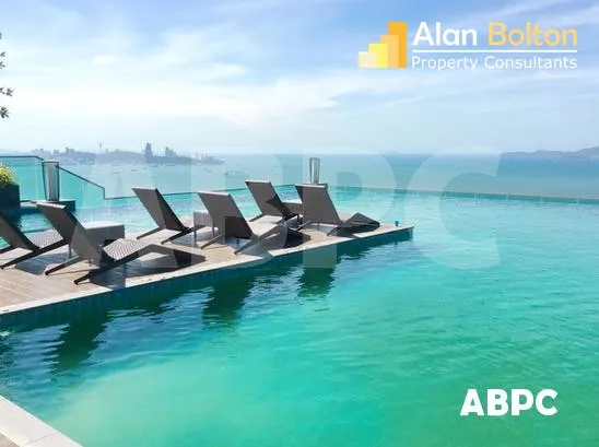 1 Bed 1 Bath in Wong Amat CR4935