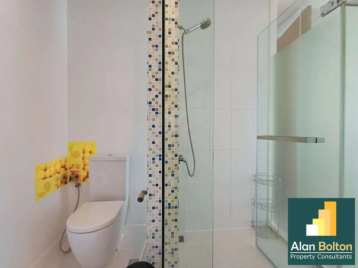 1 Bed 1 Bath in Wong Amat CR5208 photo 6