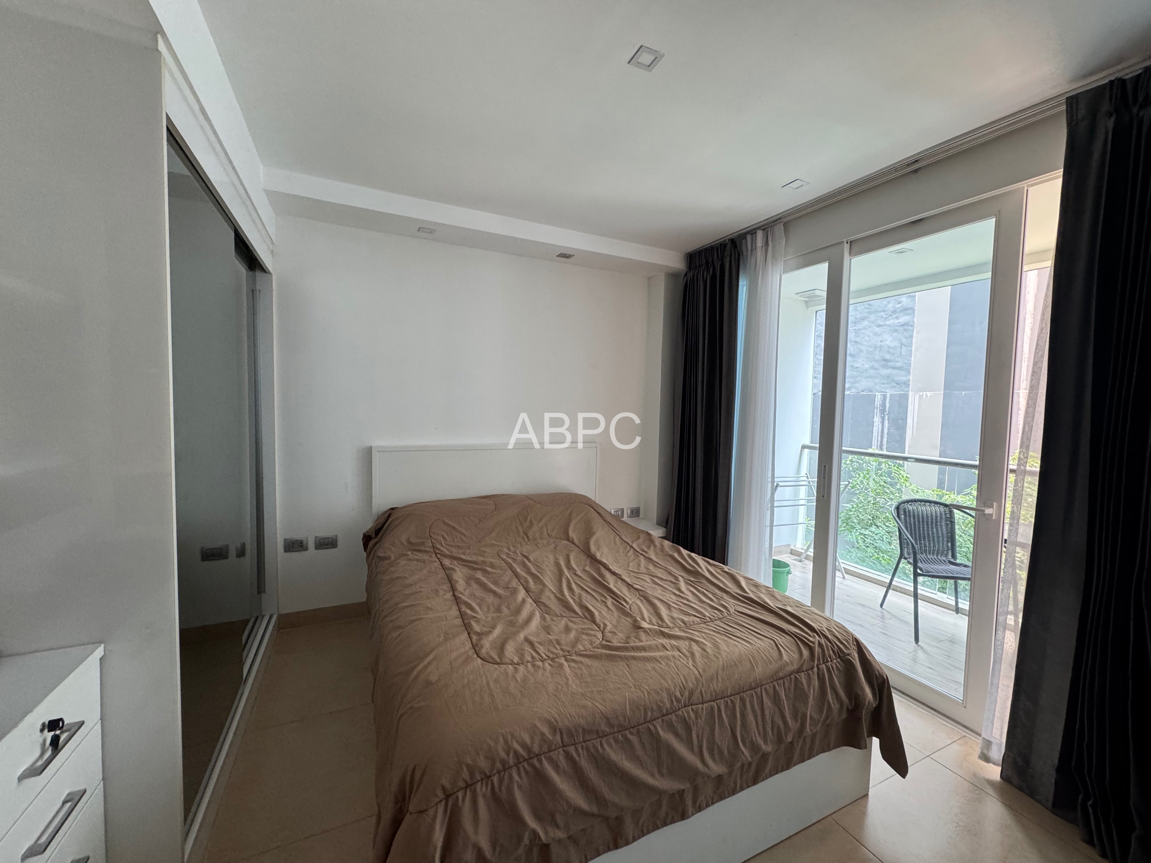 1 Bath in Central Pattaya CR5243 photo 3