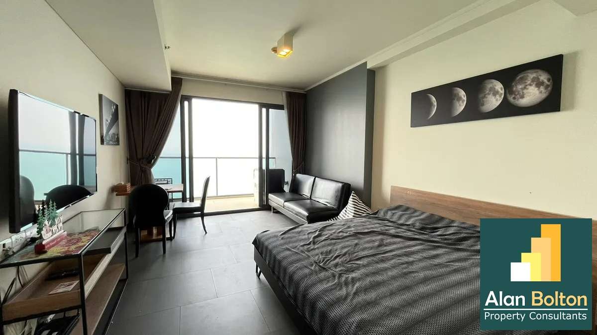 High Floor Studio in Zire Wongamat photo 10
