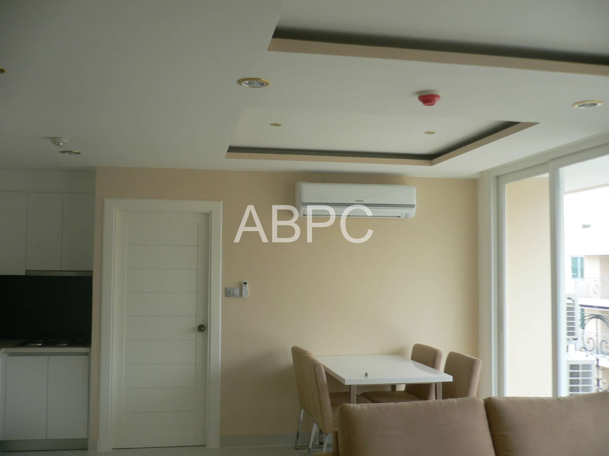 2 Bed 2 Bath Condo in Jomtien photo 6