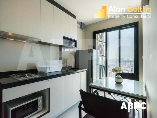 1 Bed Condo in Central Pattaya - The Base Central Pattaya photo 5