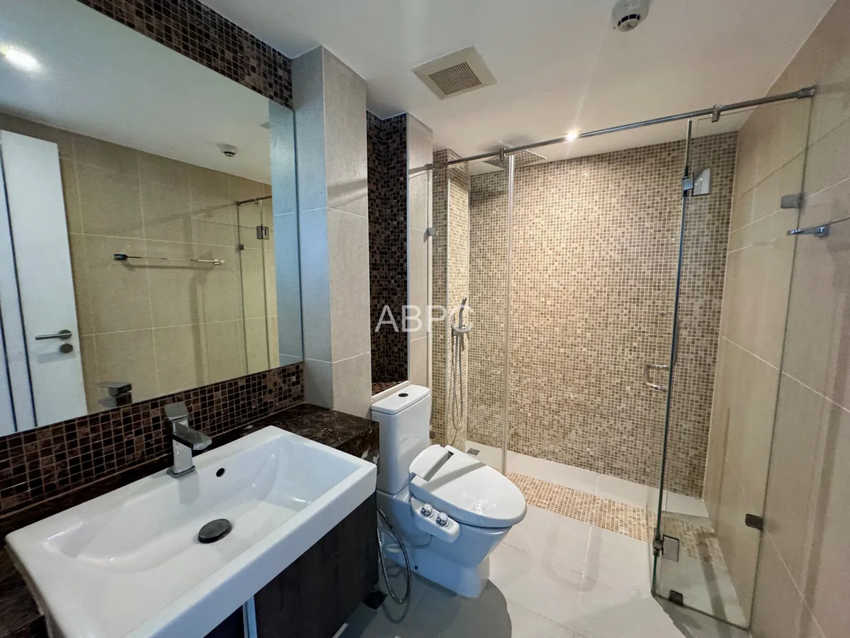 1 Bath Condo in Central Pattaya photo 3