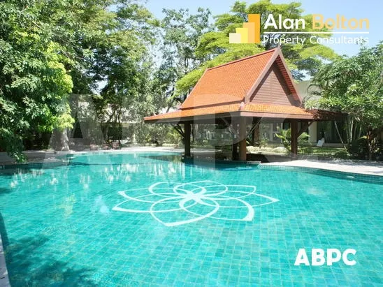 2 bedroom Condo in The Park Jomtien photo 2