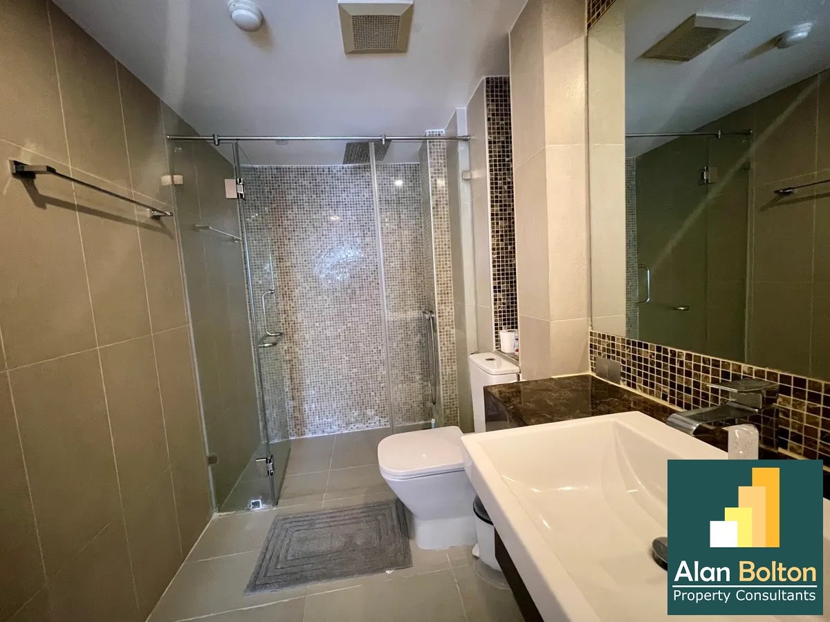 1 Bed 2 Bath in Central Pattaya CR5590 photo 12