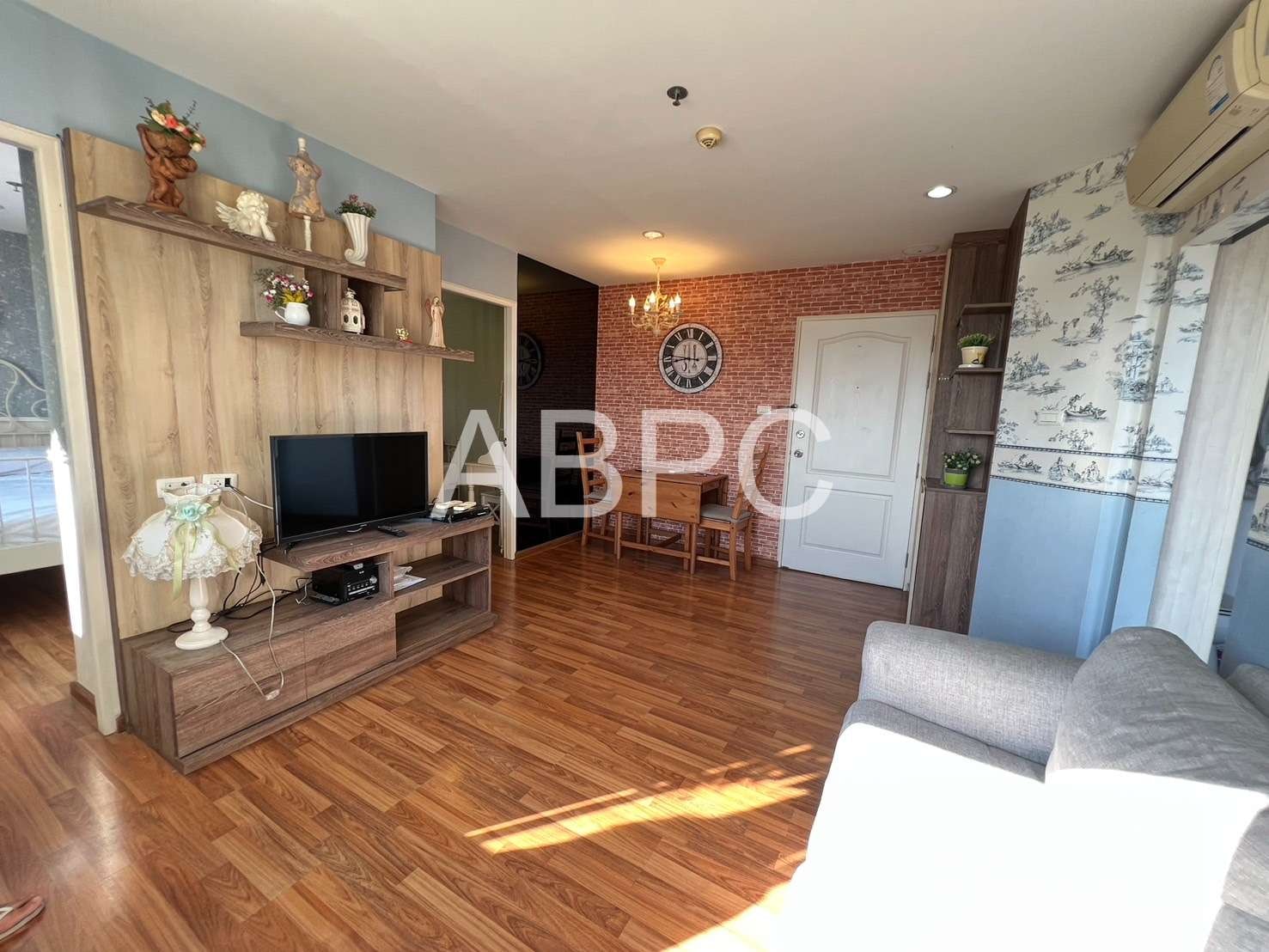 Condo for sale 2 Bedrooms 2 Bathrooms in Sukumvit photo 10