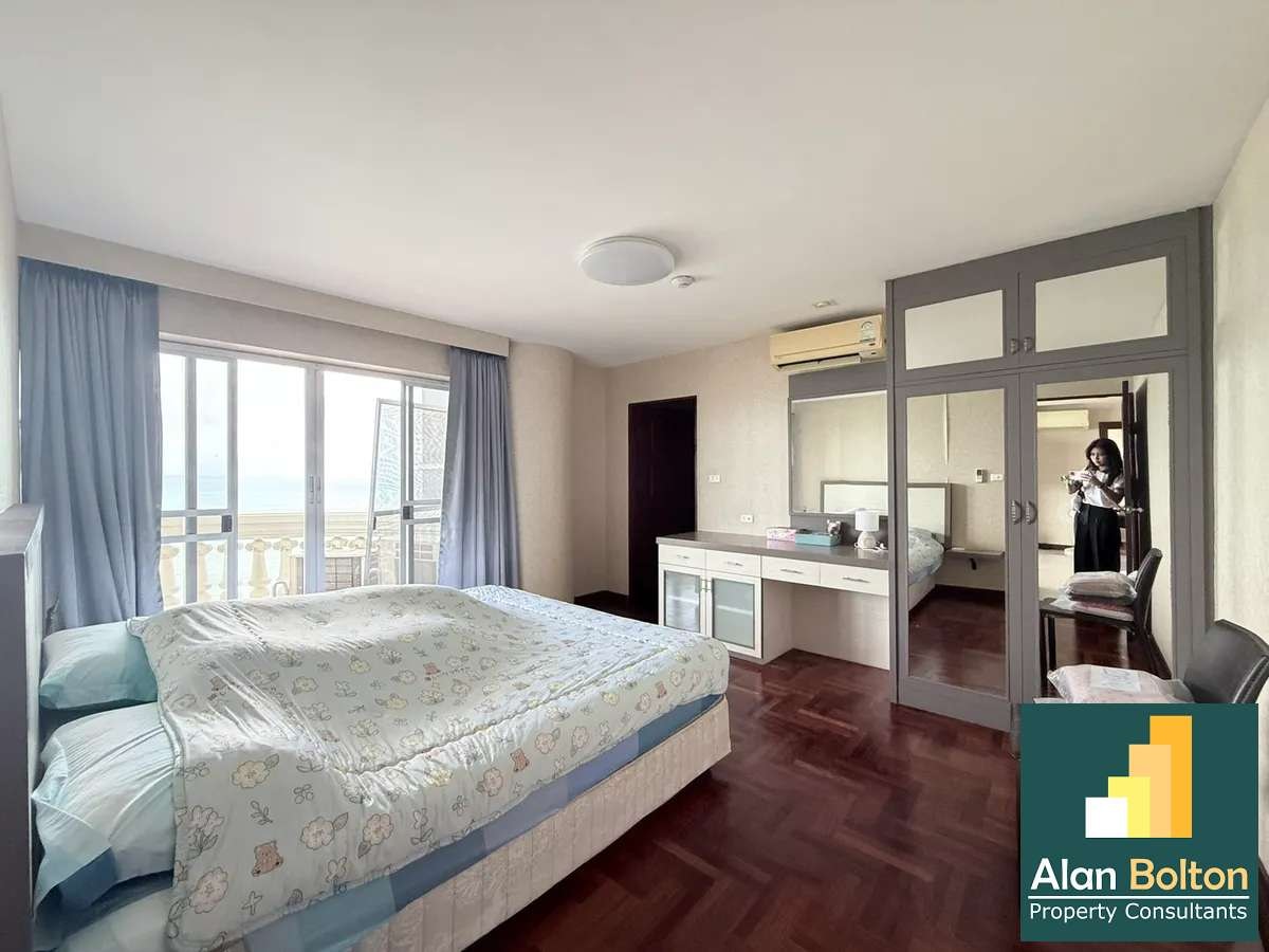 3 Bed 3 Bath in Wong Amat CR5649 photo 12