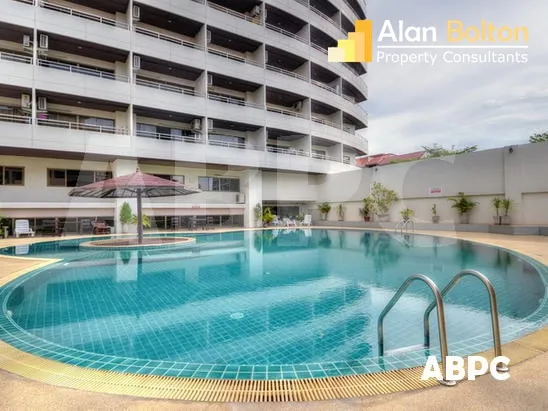 1 Bath in Central Pattaya CR5651 photo 2