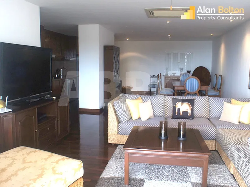 2 Bed 2 Bath in Wong Amat CR5669 photo 4