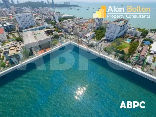 2 Bed 1 Bath in Central Pattaya CR5690 photo 2