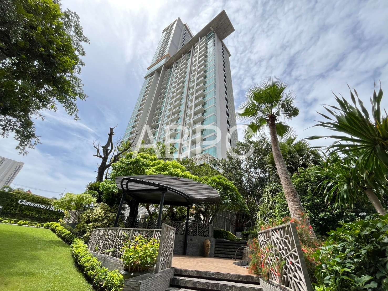 Sea View 1 Bedroom 1 Bathroom in Wong Amat