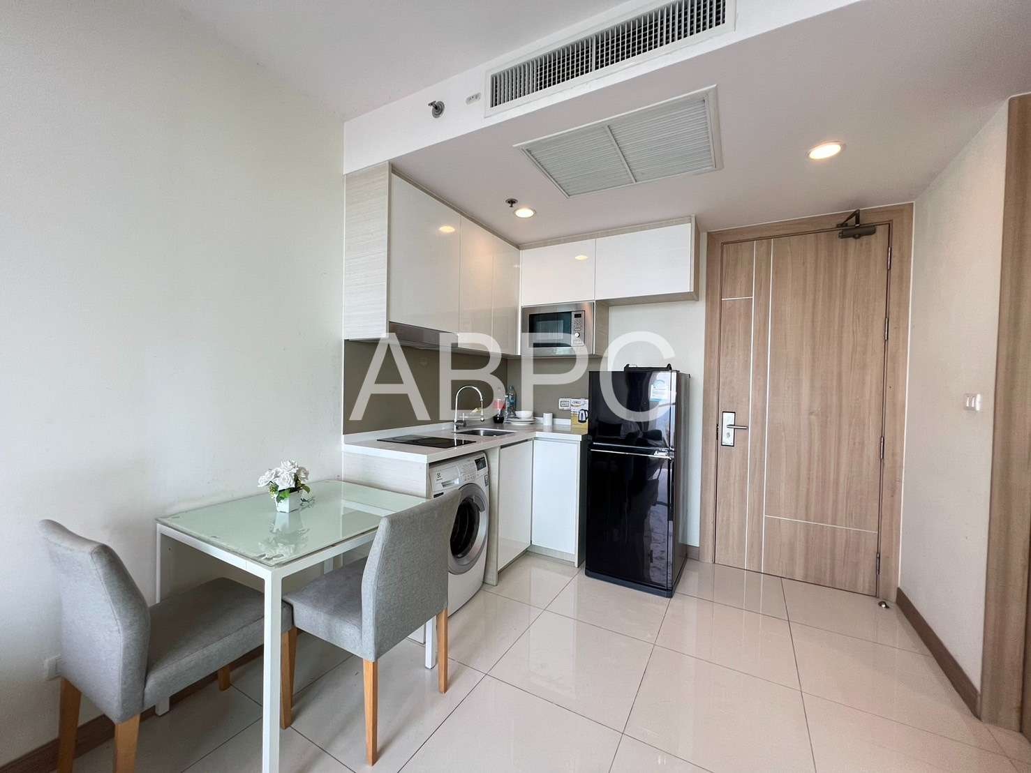 Sea View 1 Bedroom 1 Bathroom in Wong Amat photo 19