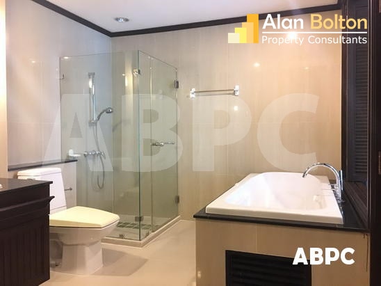 2 Bed 2 Bath in Central Pattaya CR5766 photo 8