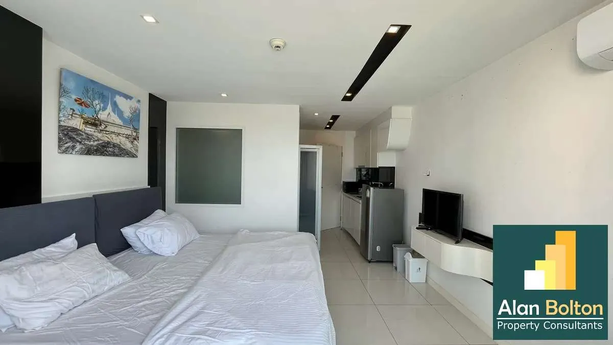 Studio 1 Bathroom in Central Pattaya photo 4