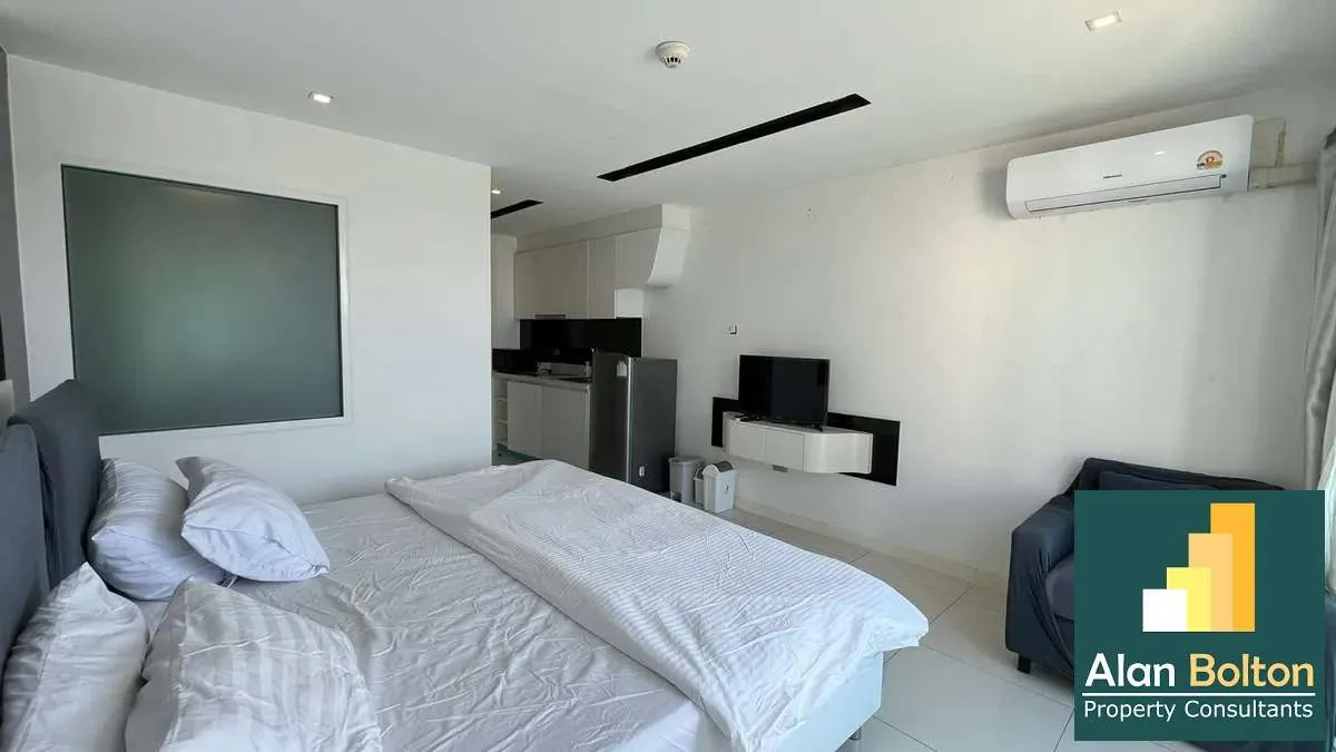 Studio 1 Bathroom in Central Pattaya photo 10