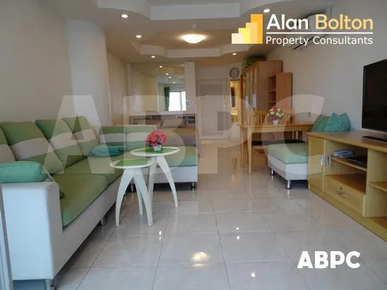 1 Bath in Wong Amat CR6022 photo 3