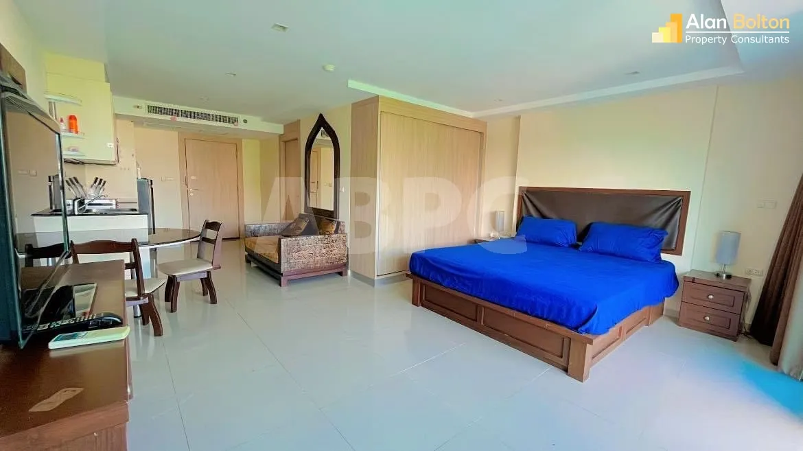 Studio Condo in Pratumnak photo 11