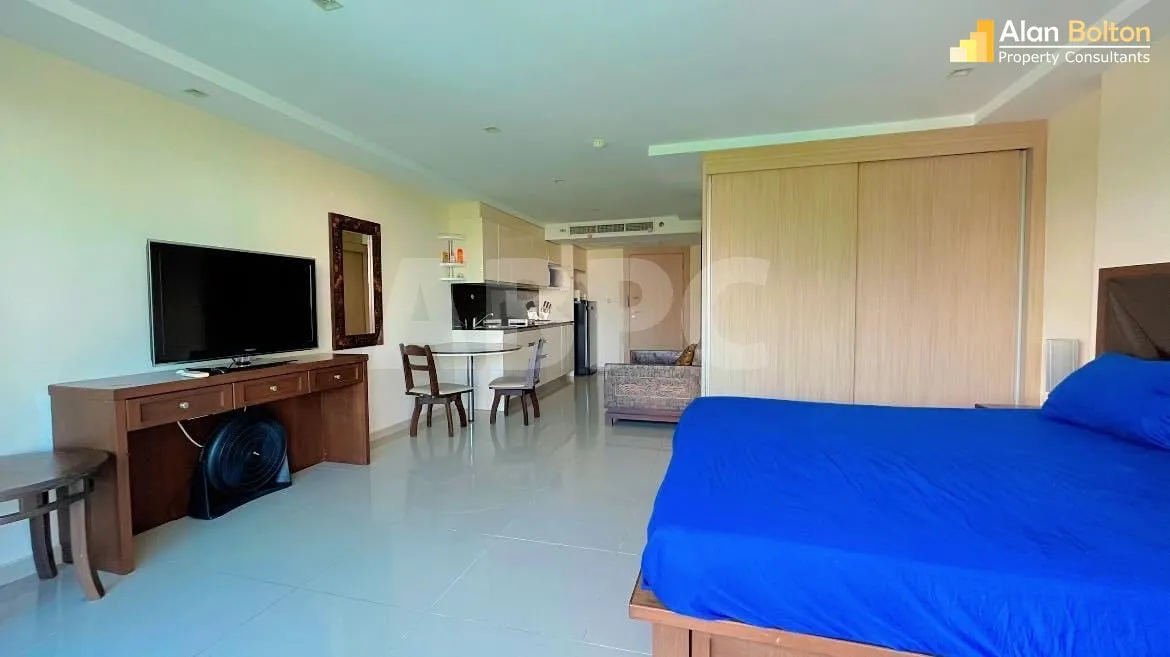 Studio Condo in Pratumnak photo 13