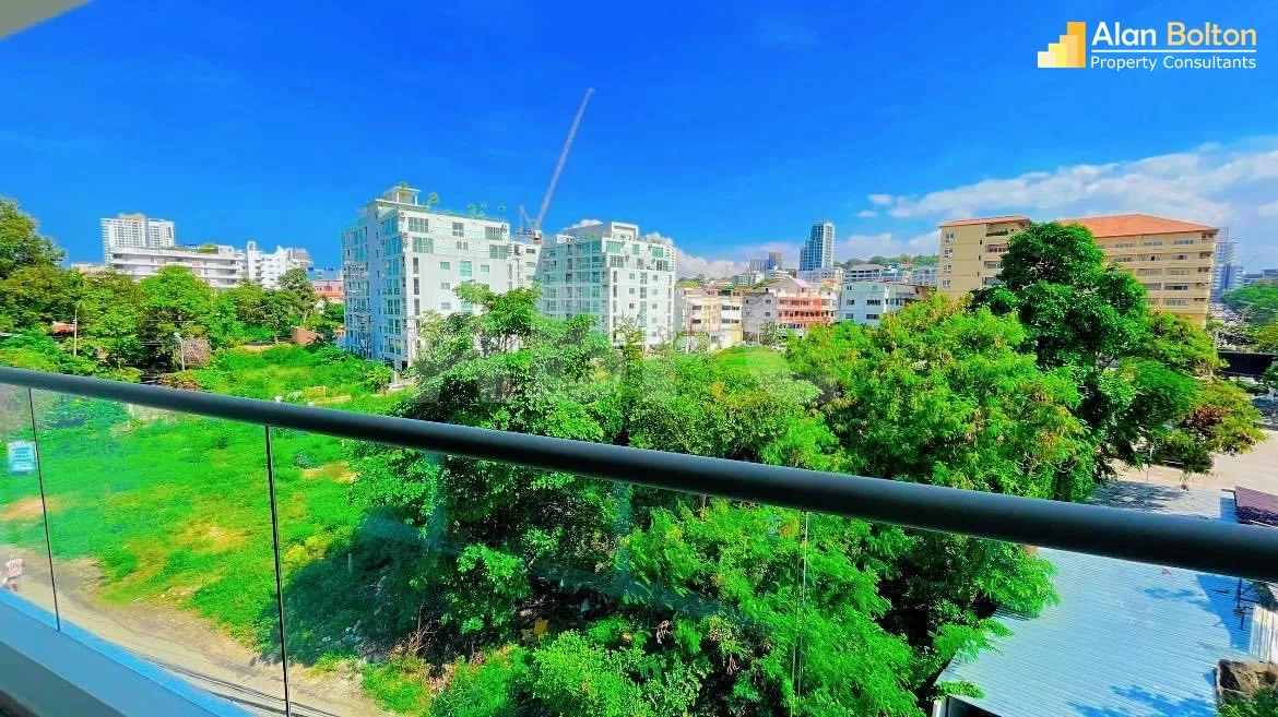 Studio Condo in Pratumnak photo 3