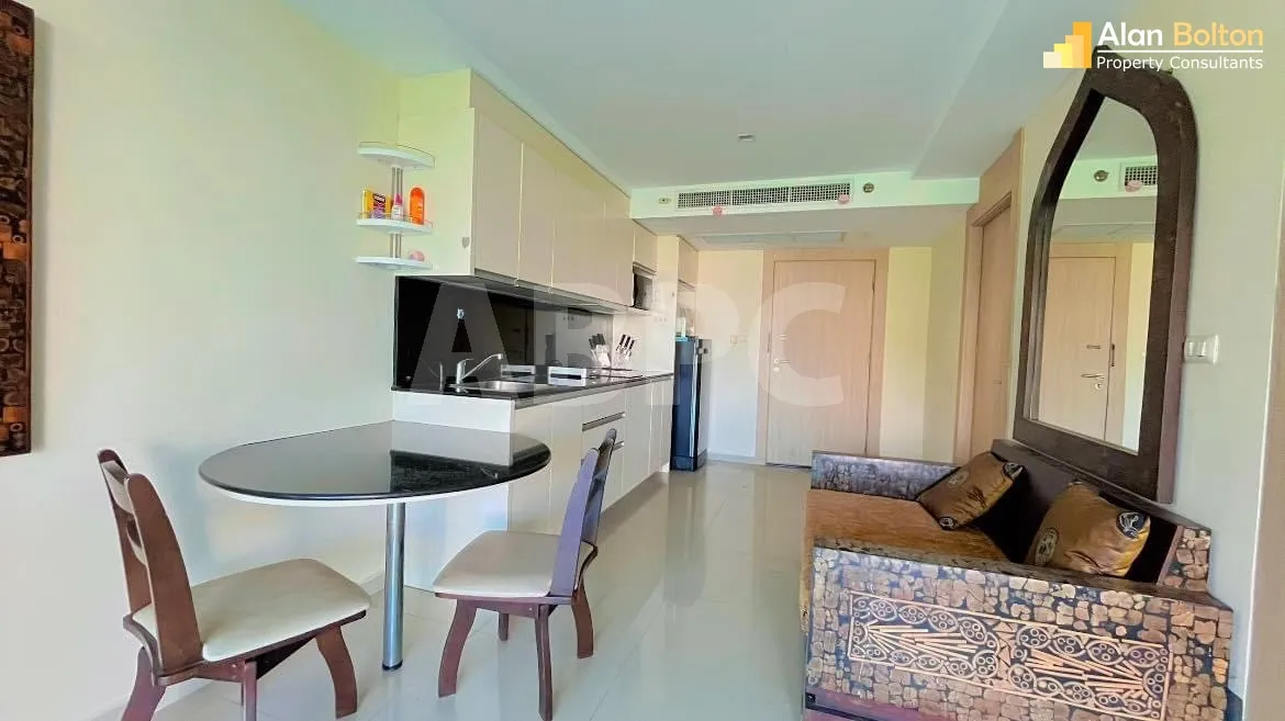 Studio Condo in Pratumnak photo 9