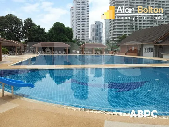 1 Bath in Jomtien CR6189