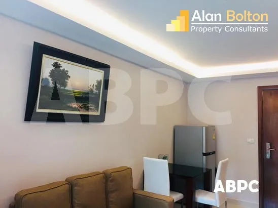 1 Bed 1 Bath in Wong Amat CR6192 photo 3
