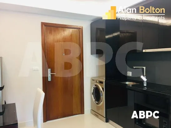 1 Bed 1 Bath in Wong Amat CR6192 photo 5