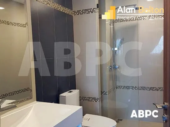 Pool View 1 Bed 1 Bath Condo in Wongamat - Club Royal photo 5