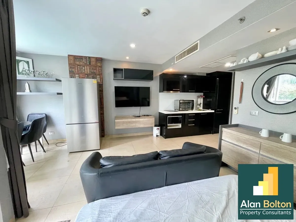 1 Bath in Central Pattaya CR6206 photo 10