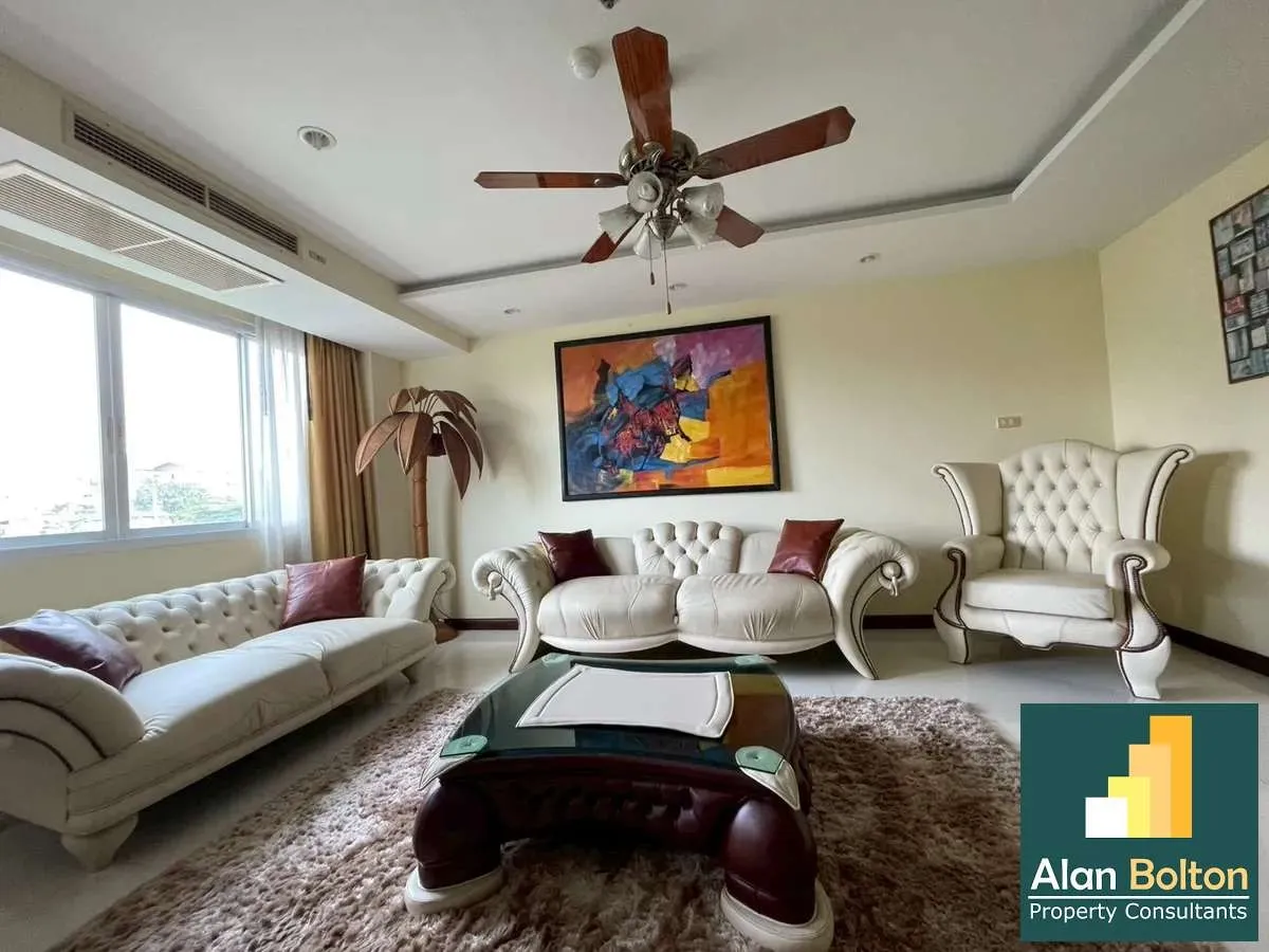 1 Bed 2 Bath Condo in Central Pattaya photo 13