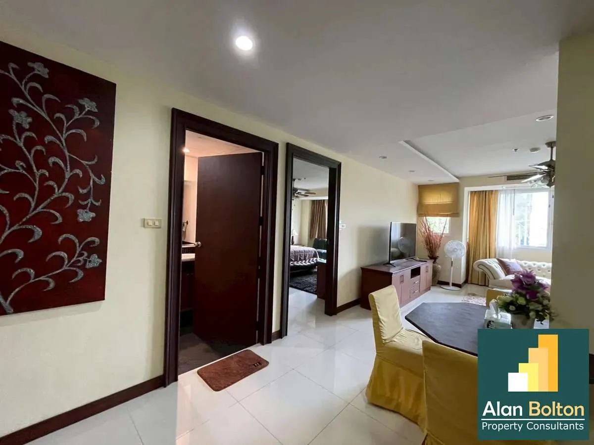 1 Bed 2 Bath Condo in Central Pattaya photo 10
