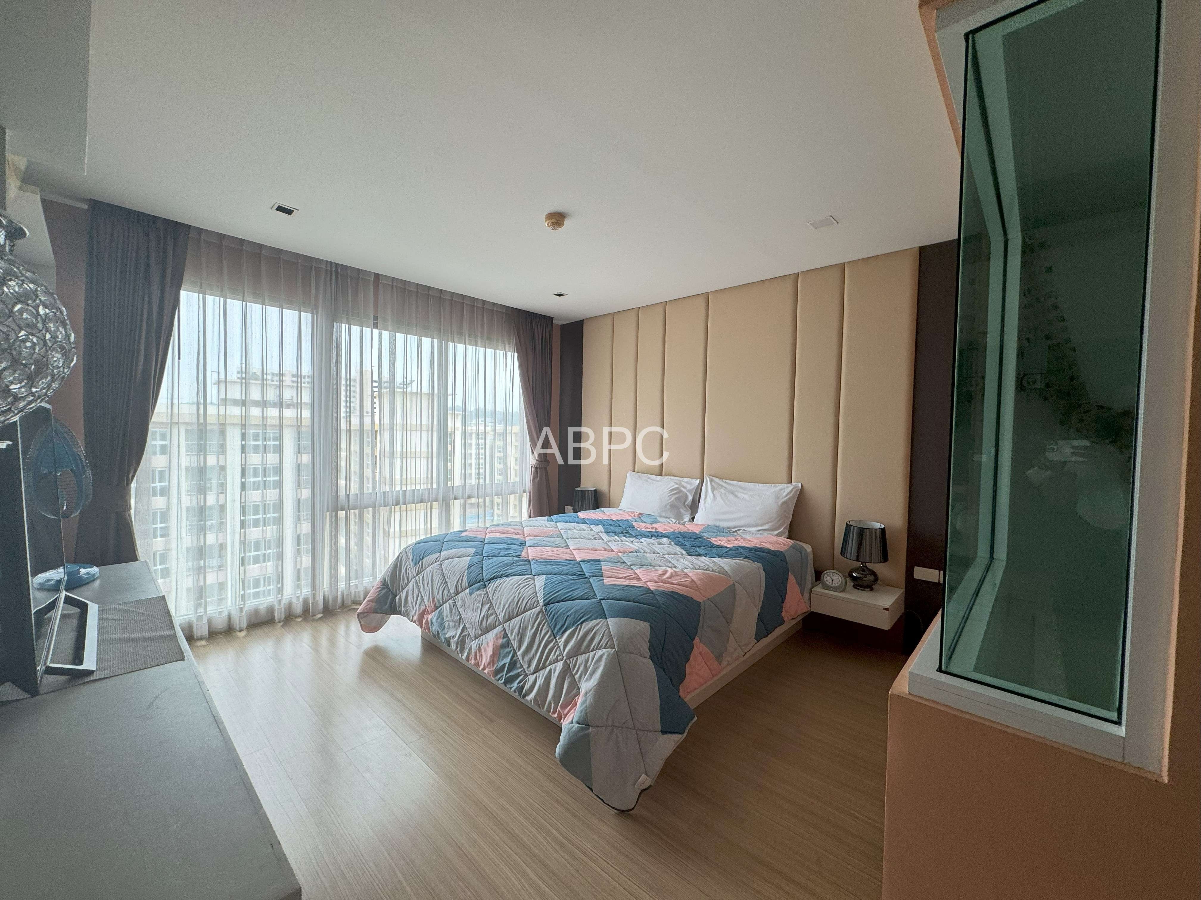 2 Bed 2 Bath Condo in Central Pattaya - The Urban Condominium photo 9