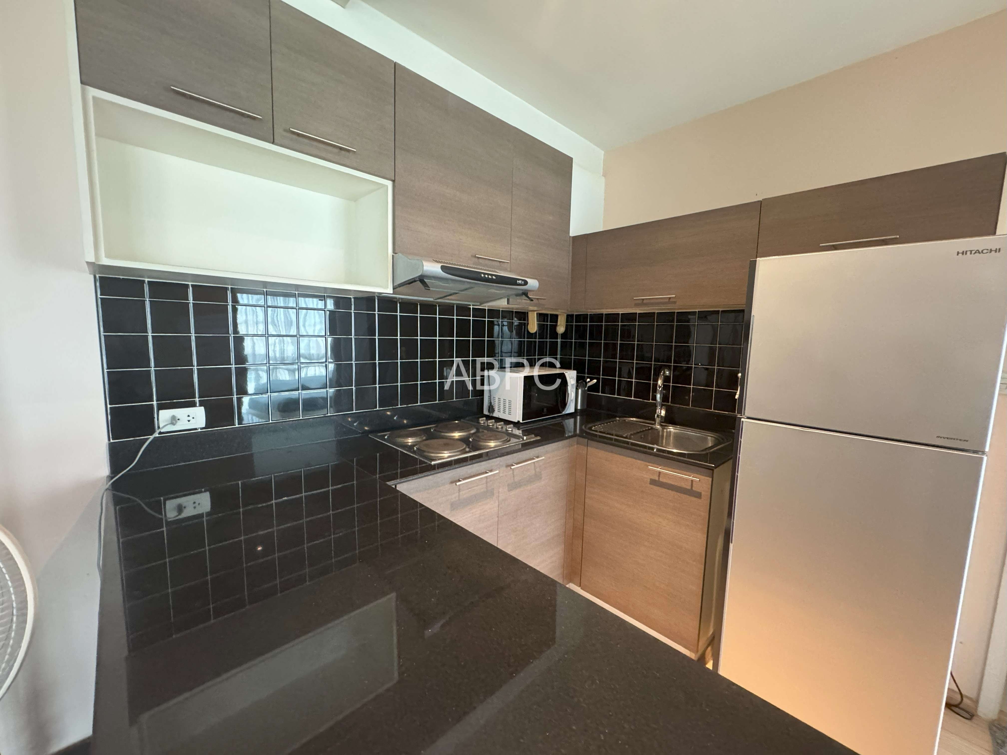 2 Bed 2 Bath Condo in Central Pattaya - The Urban Condominium photo 4
