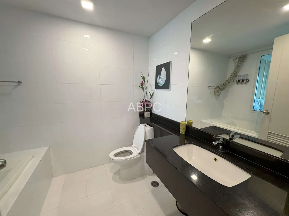 2 Bed 2 Bath Condo in Central Pattaya - The Urban Condominium photo 3