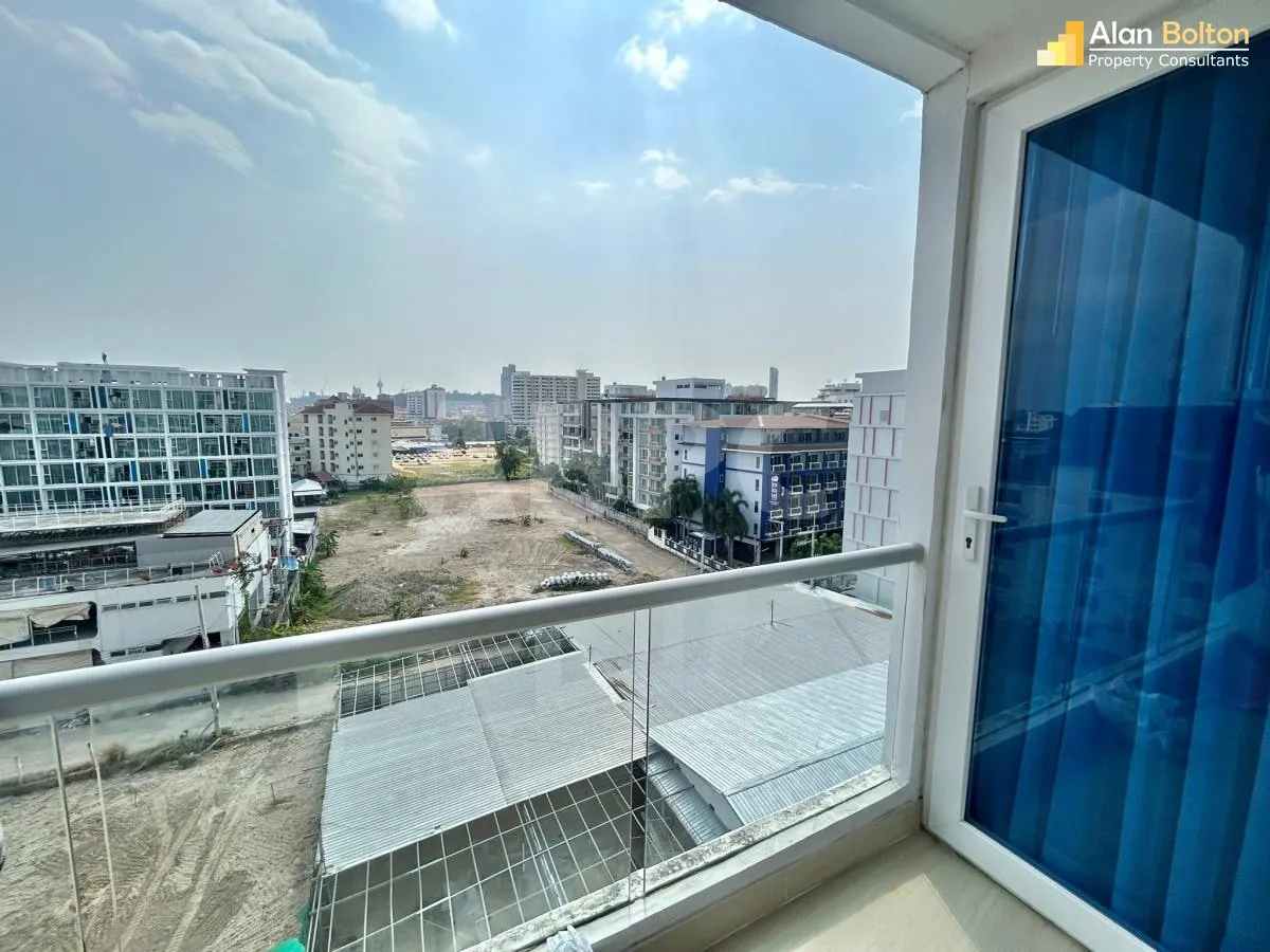 1 Bed 1 Bath in Central Pattaya CR6370 photo 6