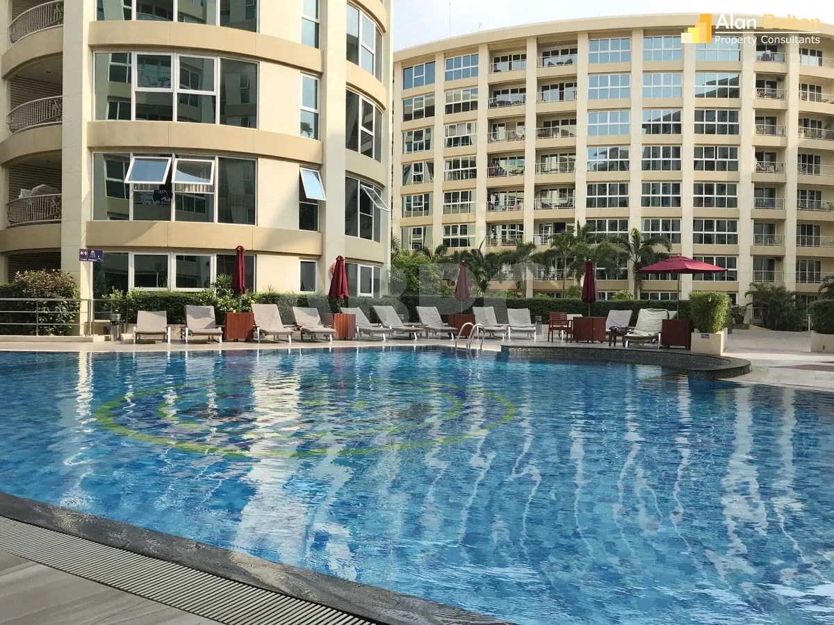 2 Bed 2 Bath in Central Pattaya CR6374 photo 2