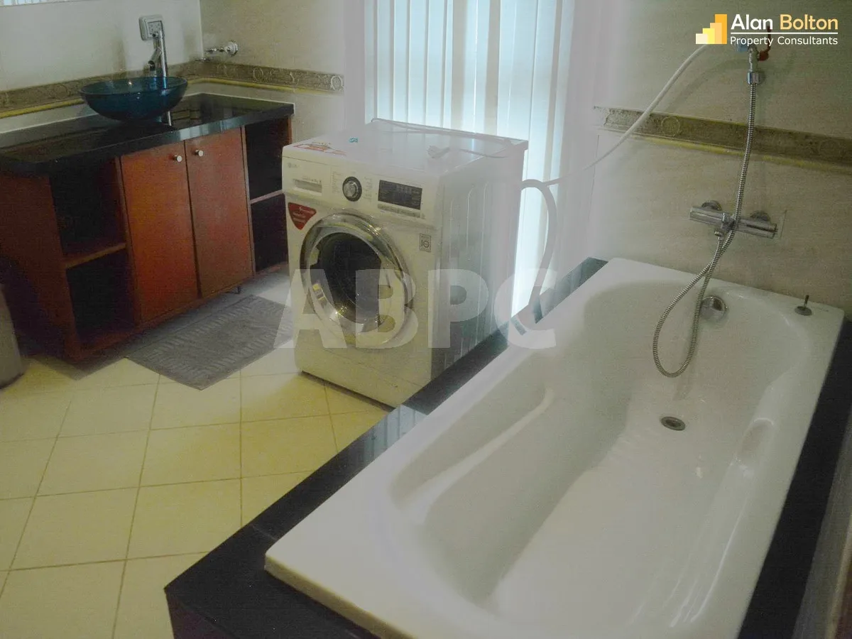 2 Bed 2 Bath in Central Pattaya CR6374 photo 7