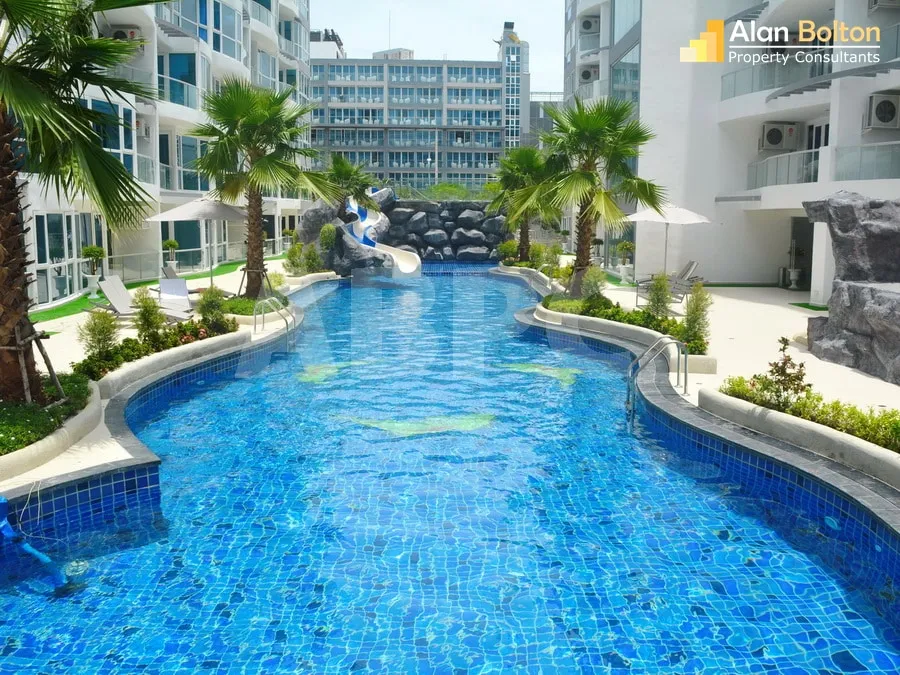 JUST IN 2 Bedroom Condo in Grand Avenue photo 3