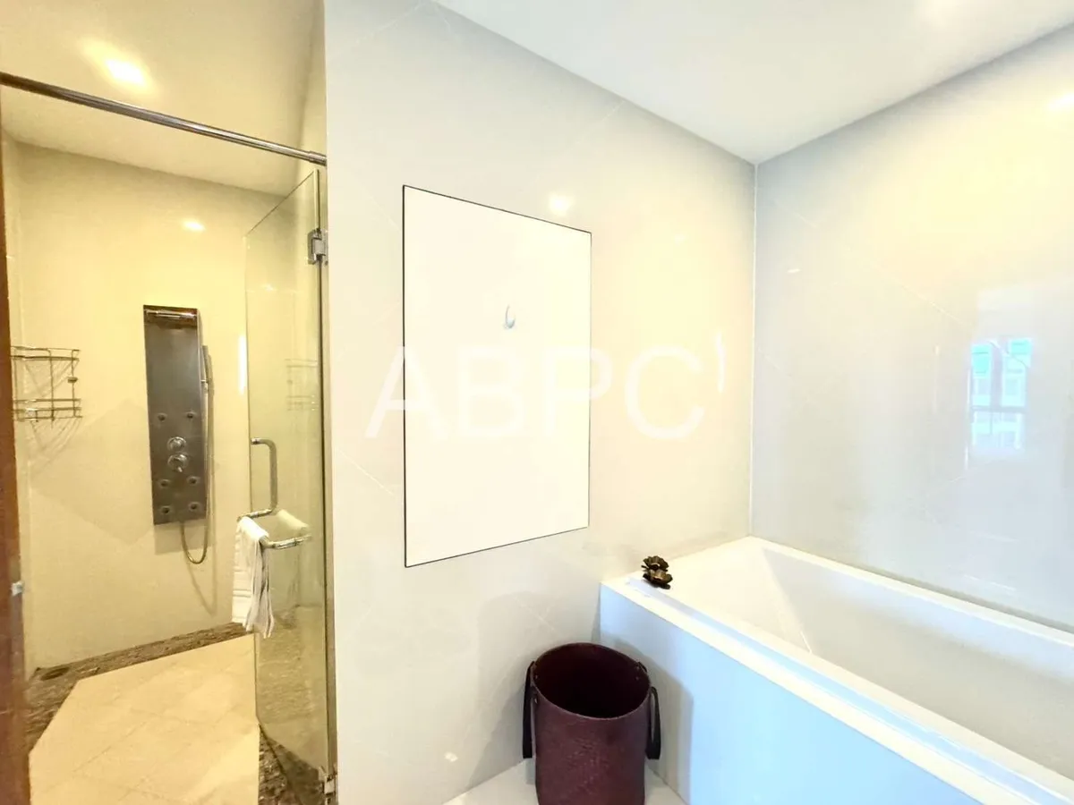 2 Bed 2 Bath in Wong Amat CR6394 photo 4