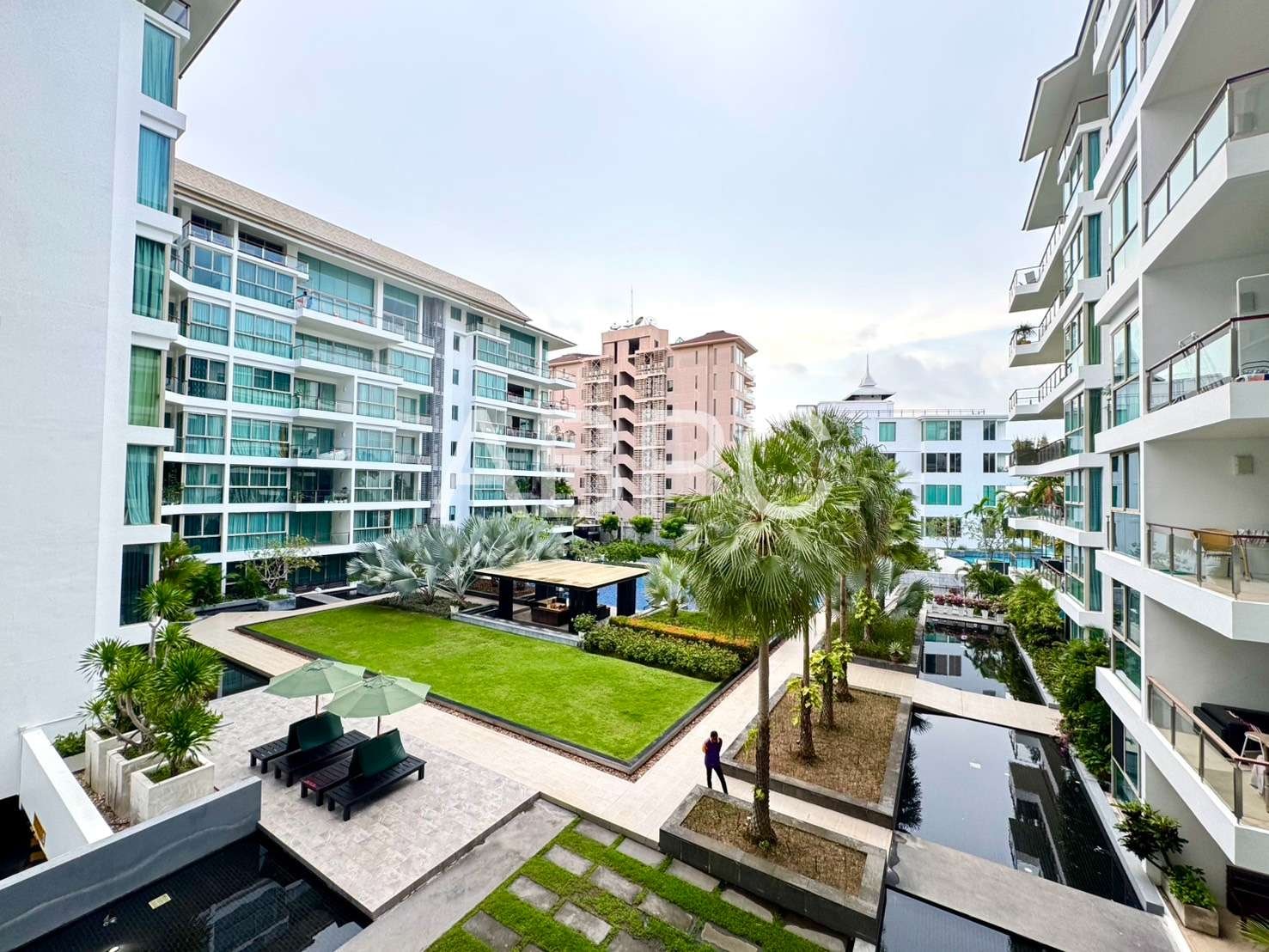 2 Bed 2 Bath in Wong Amat CR6395
