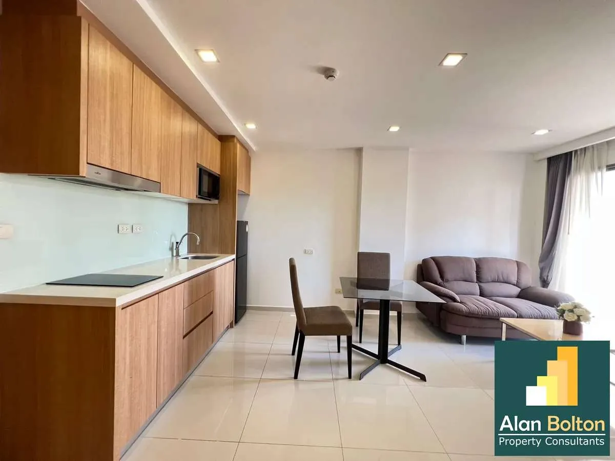 1 Bedroom 1 Bathroom in Pratumnak For Rent photo 11