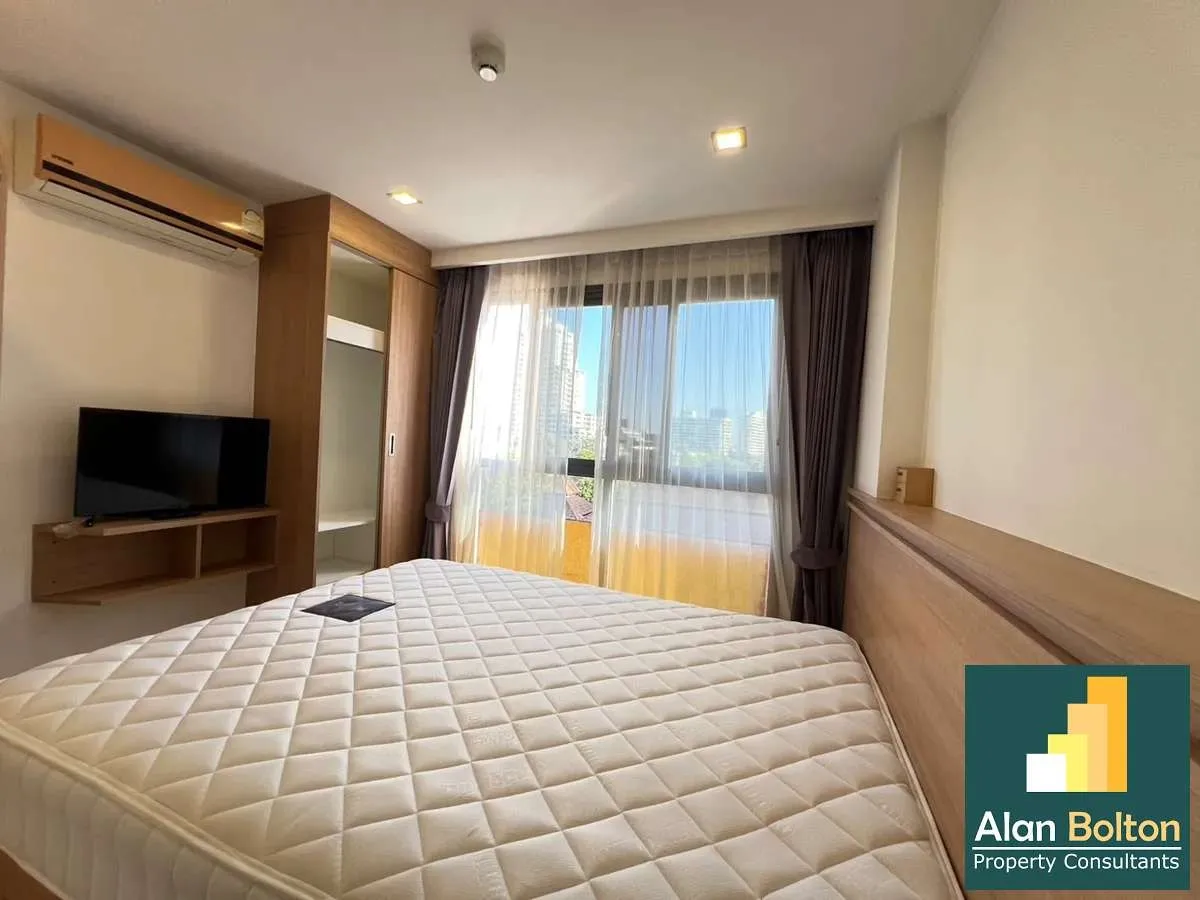 1 Bedroom 1 Bathroom in Pratumnak For Rent photo 15