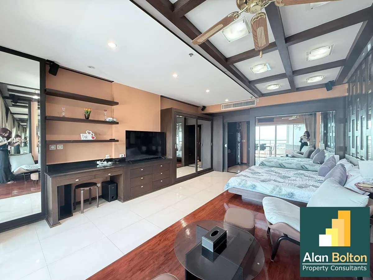 Studio Bed 1 Bath in Pratumnak CR6453 photo 9