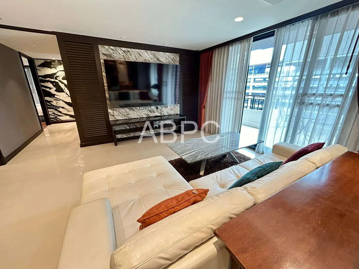 Newly Renovated 2 Bed in Central Pattaya For Rent photo 5