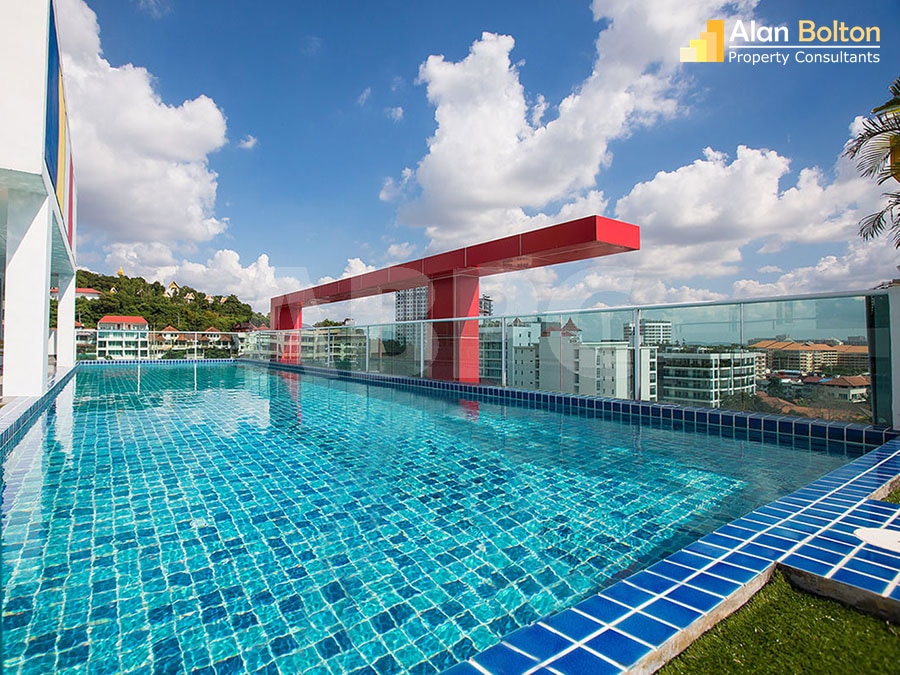 Large 1 Bed 1 Bath Condo In Pratumnak photo 2