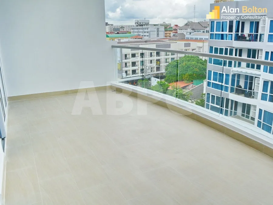 2 Bed 1 Bath in Central Pattaya photo 7