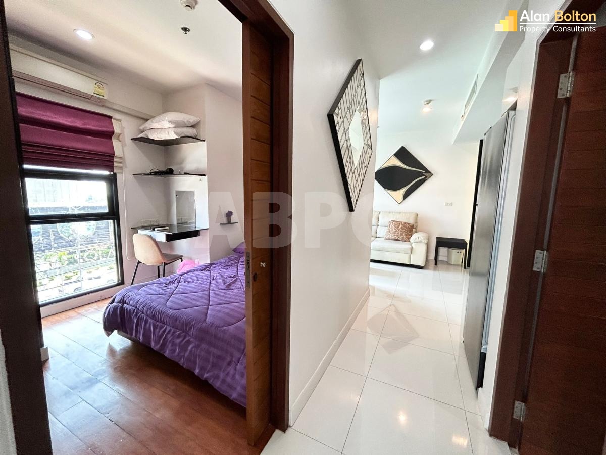 2 Bed 2 Bath Condo in Pratumnak photo 5